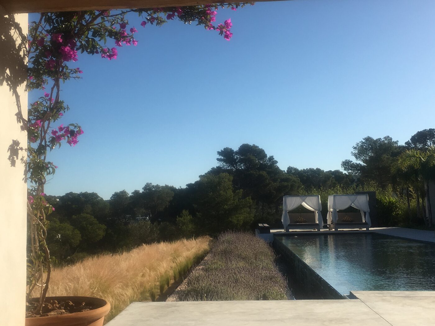 Piscine à débordement, Can Ché, Cala Tarida