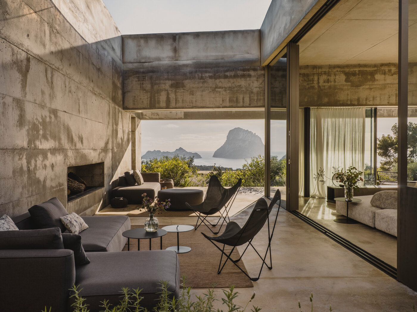 Terrasse et vue sur Es Vedrà au coucher du soleil, Villa Kobalt