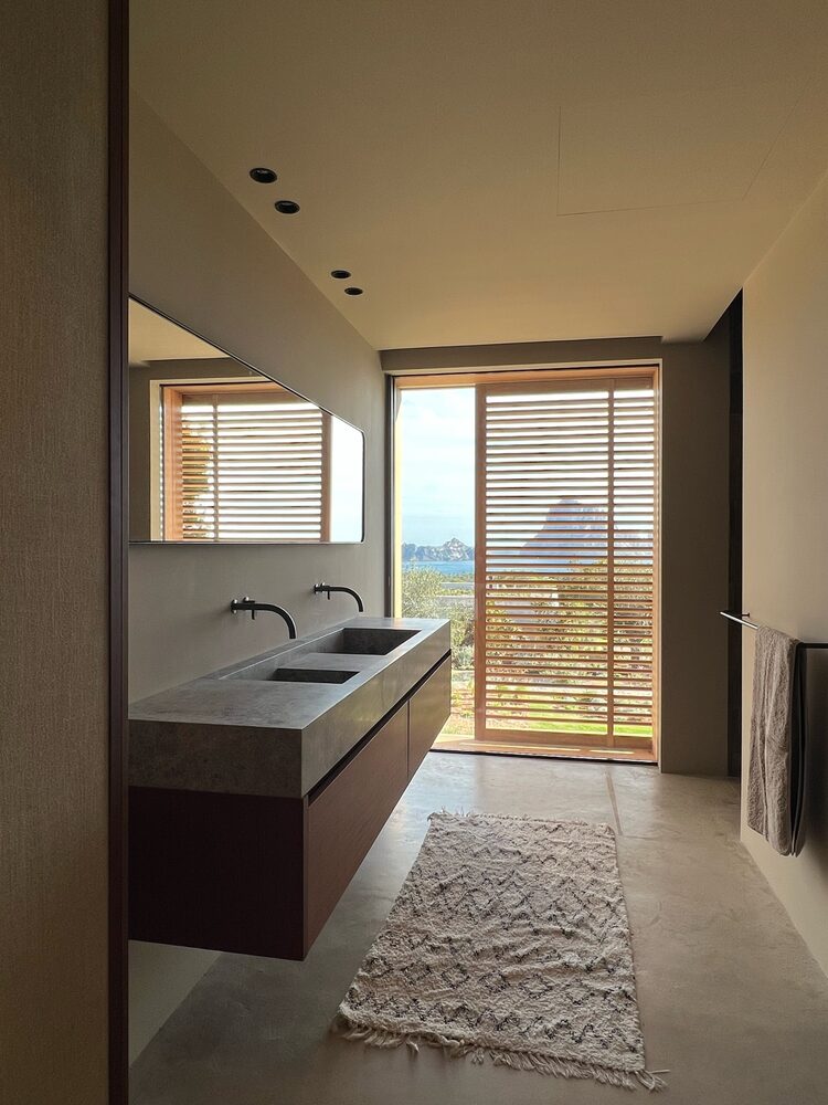 Salle de bains, vue mer, On the Rocks